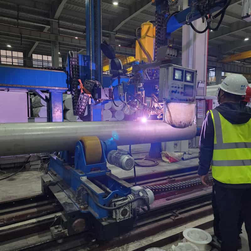 Factory production of Hastelloy C276 welded pipe. Factory production of Hastelloy C276 welded pipe.