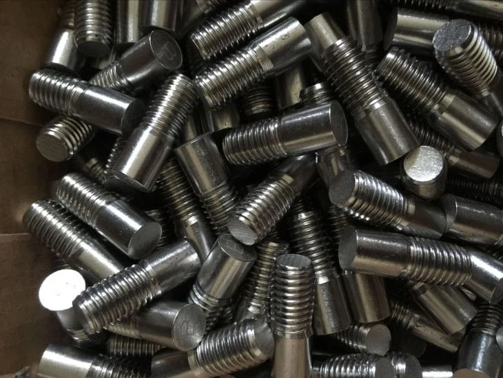 L7M Stud Bolt